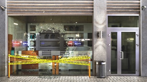 Georganiseerde winkelcriminaliteit bestrijden met Genetec Clearance, de oplossing voor gezamenlijk beheer van bewijsmateriaal